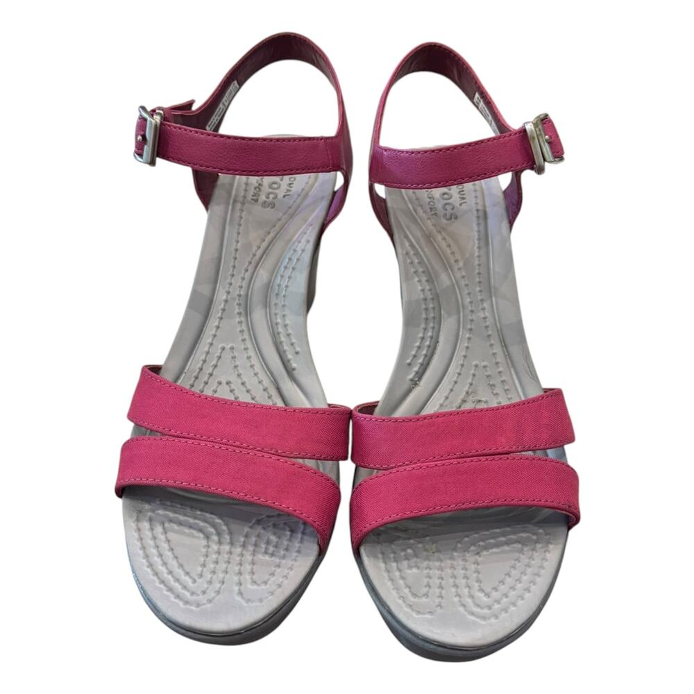Crocs Leigh II Ankle Strap Wedge Sandals Berry Women’s 8 - Picture 5 of 7